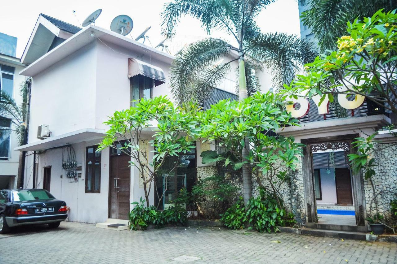 Oyo 107 Kusuma Kemang Suite Джакарта Экстерьер фото