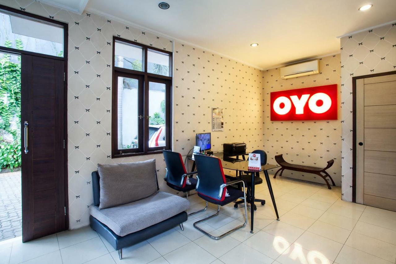 Oyo 107 Kusuma Kemang Suite Джакарта Экстерьер фото